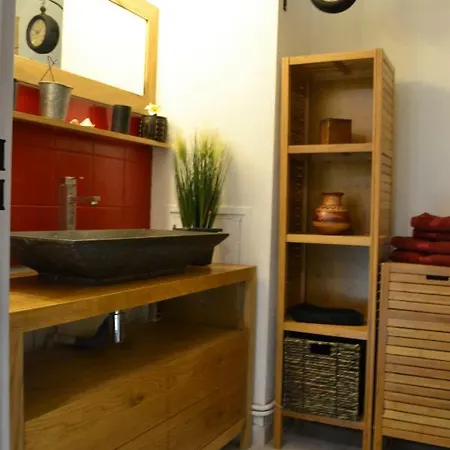 Apartment Hyper Centre - Beaux Art -50m2- 2 A 4 Pers *